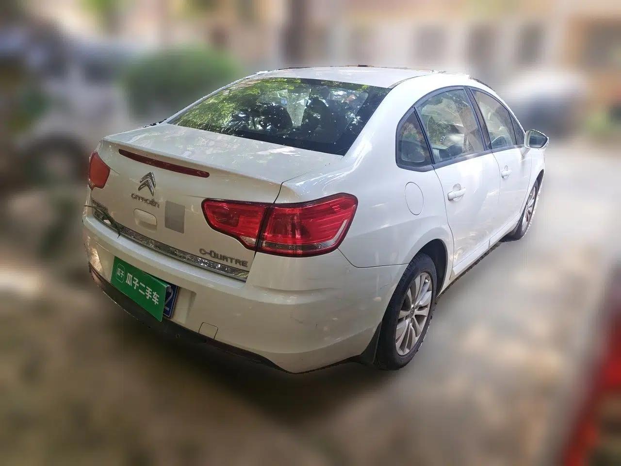 Citroen C-Quatre 2013 Sedan 1.6L Manual - Prestige Model — миниатюра 4