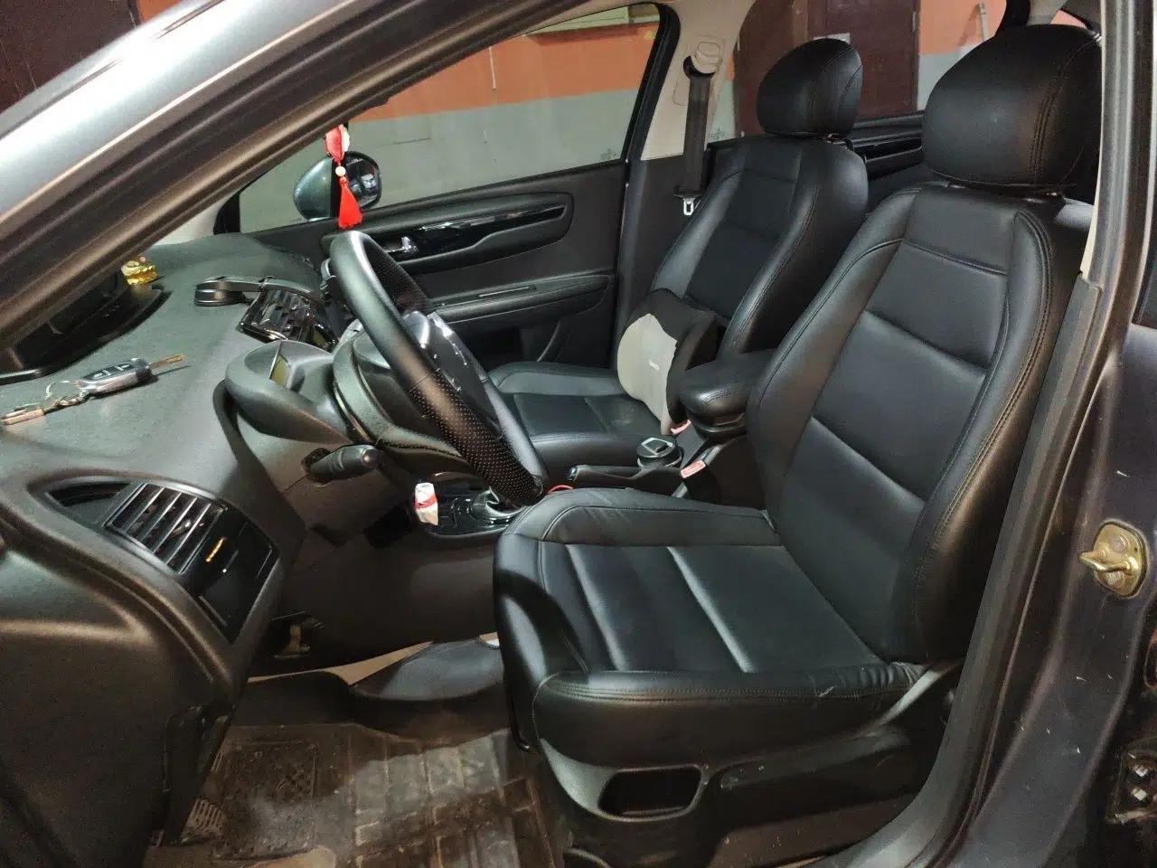 Citroen C-Quatre 2012 Sedan 2.0L Manual - Joyful Edition — миниатюра 15