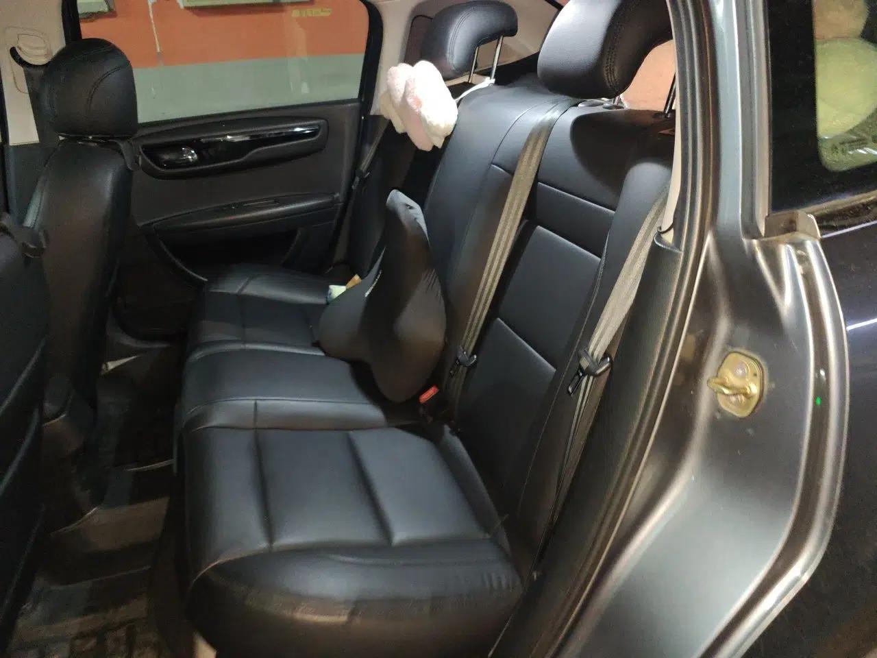 Citroen C-Quatre 2012 Sedan 2.0L Manual - Joyful Edition — миниатюра 17