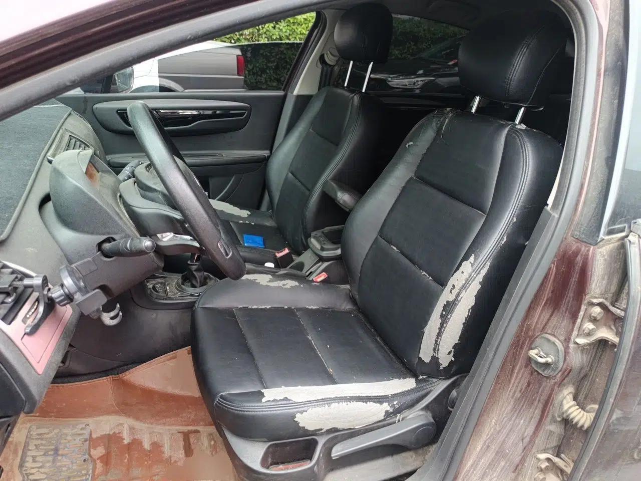 Citroen C-Quatre 2014 VTS Version 1.6L Manual - Premium Model — миниатюра 15