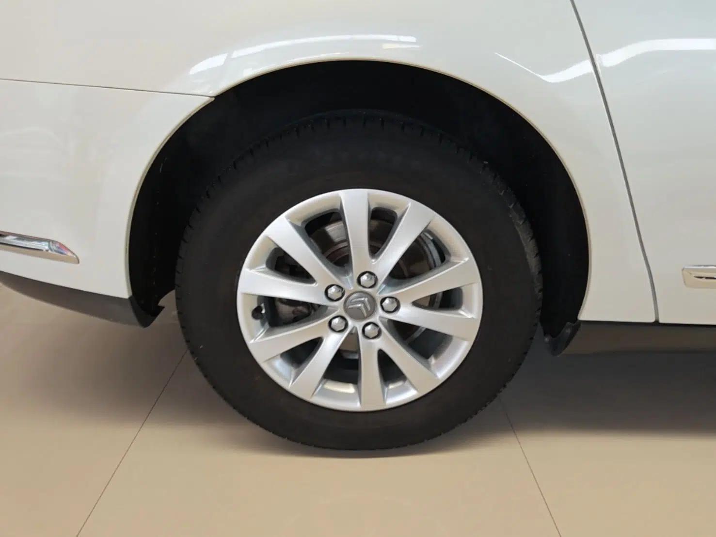 Citroen C5 2016 1.6T Automatic Luxury Model — миниатюра 11