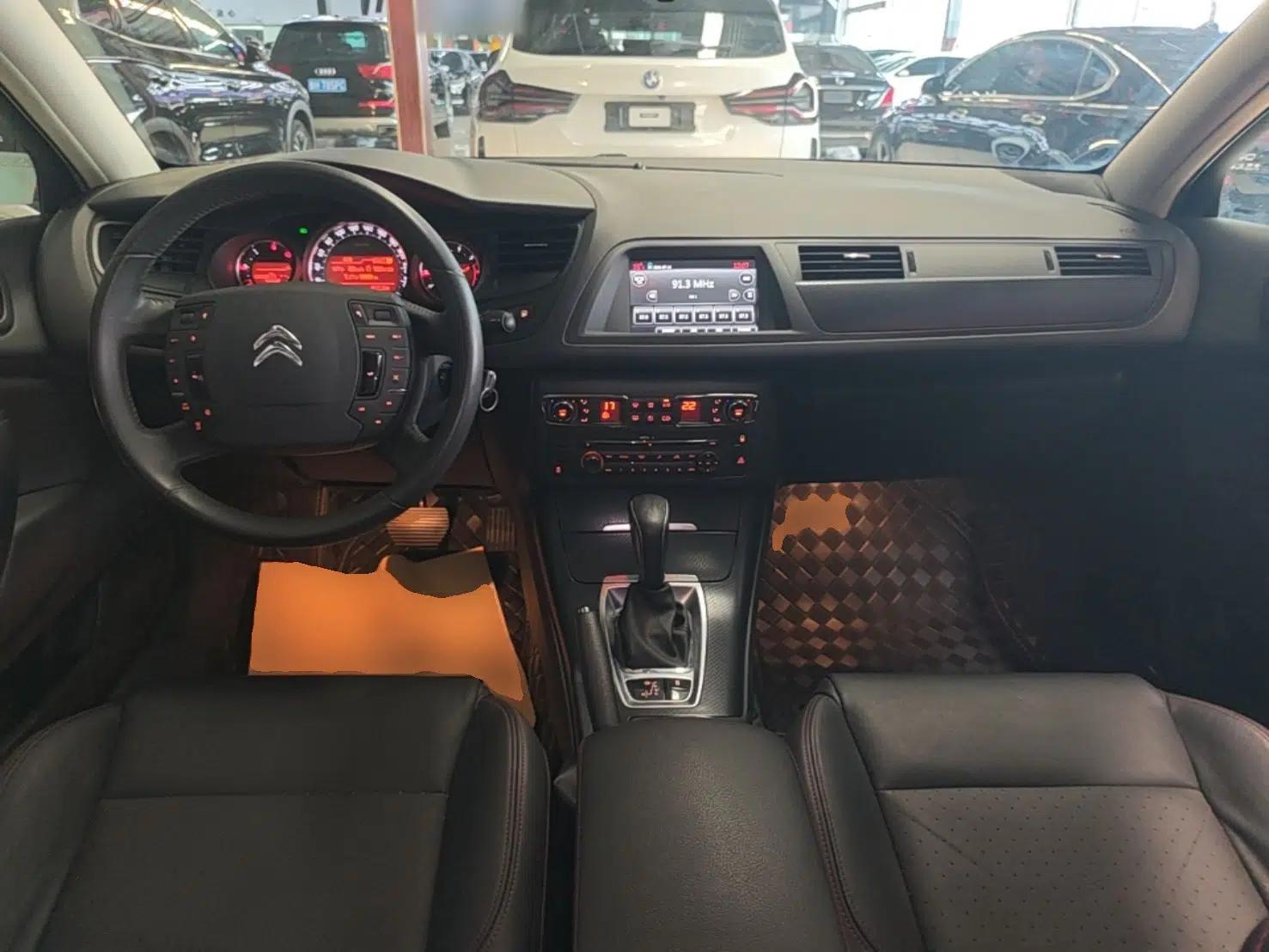 Citroen C5 2016 1.6T Automatic Luxury Model — миниатюра 12