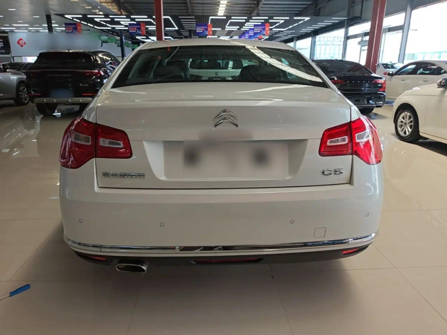 Citroen C5 2016 1.6T Automatic Luxury Model — миниатюра 5