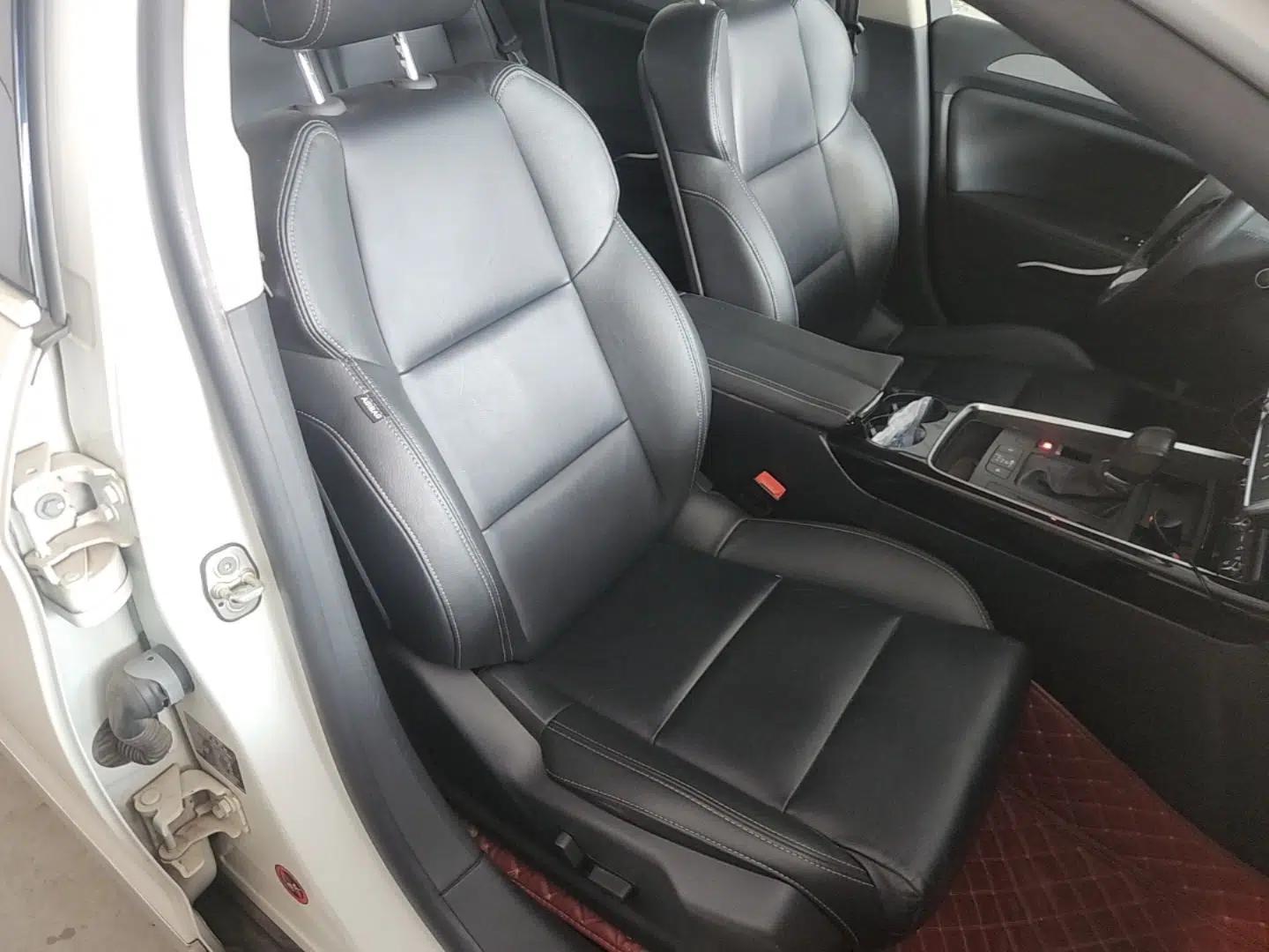 Citroen C5 2017 350THP Automatic Luxury Model — миниатюра 19