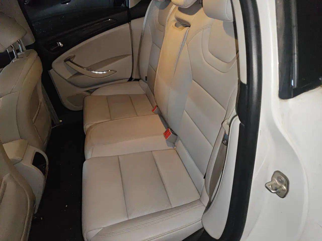 Citroen C5 2012 2.0L Automatic Luxury Edition — миниатюра 17