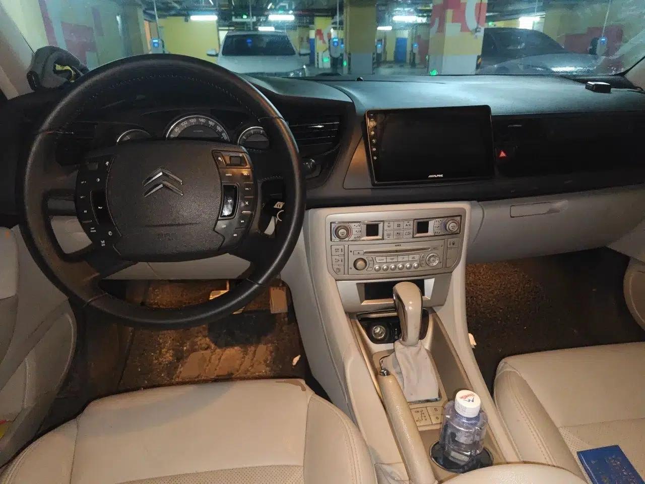 Citroen C5 2012 2.0L Automatic Luxury Edition — миниатюра 9