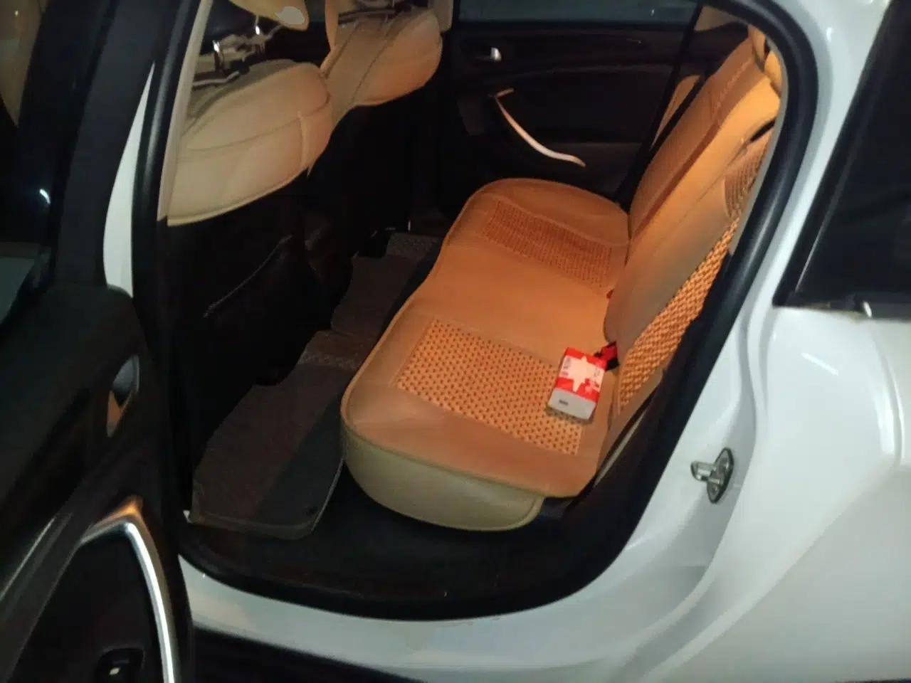 Citroen C5 2014 1.6T Automatic Luxury Model — миниатюра 17