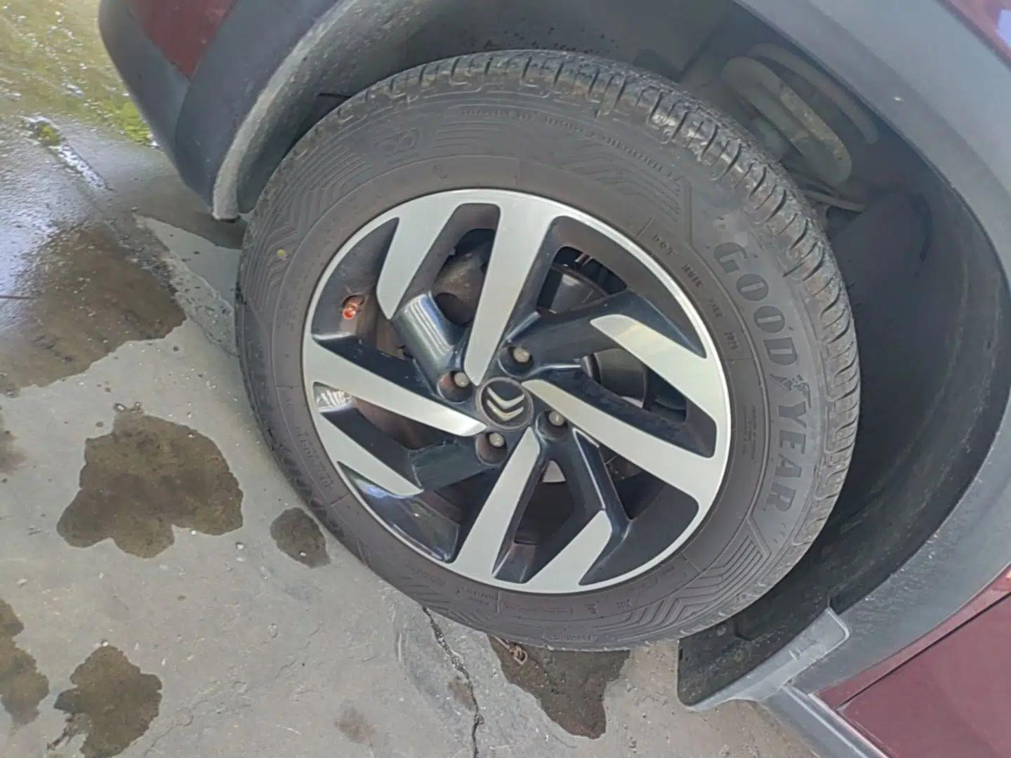 Citroen C3-XR 2015 1.6L Manual Pioneer Model — миниатюра 15
