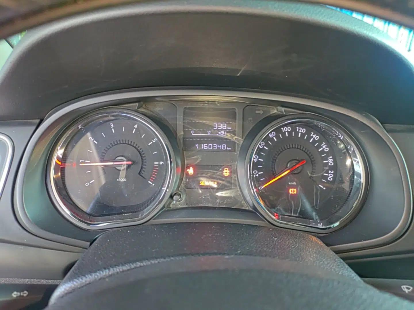 Citroen C3-XR 2015 1.6L Manual Pioneer Model — миниатюра 19