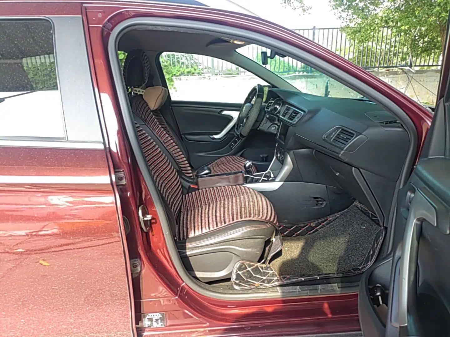 Citroen C3-XR 2015 1.6L Manual Pioneer Model — миниатюра 24
