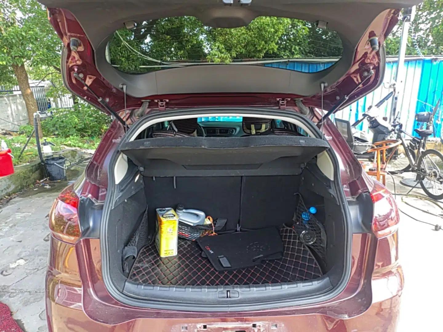 Citroen C3-XR 2015 1.6L Manual Pioneer Model — миниатюра 27