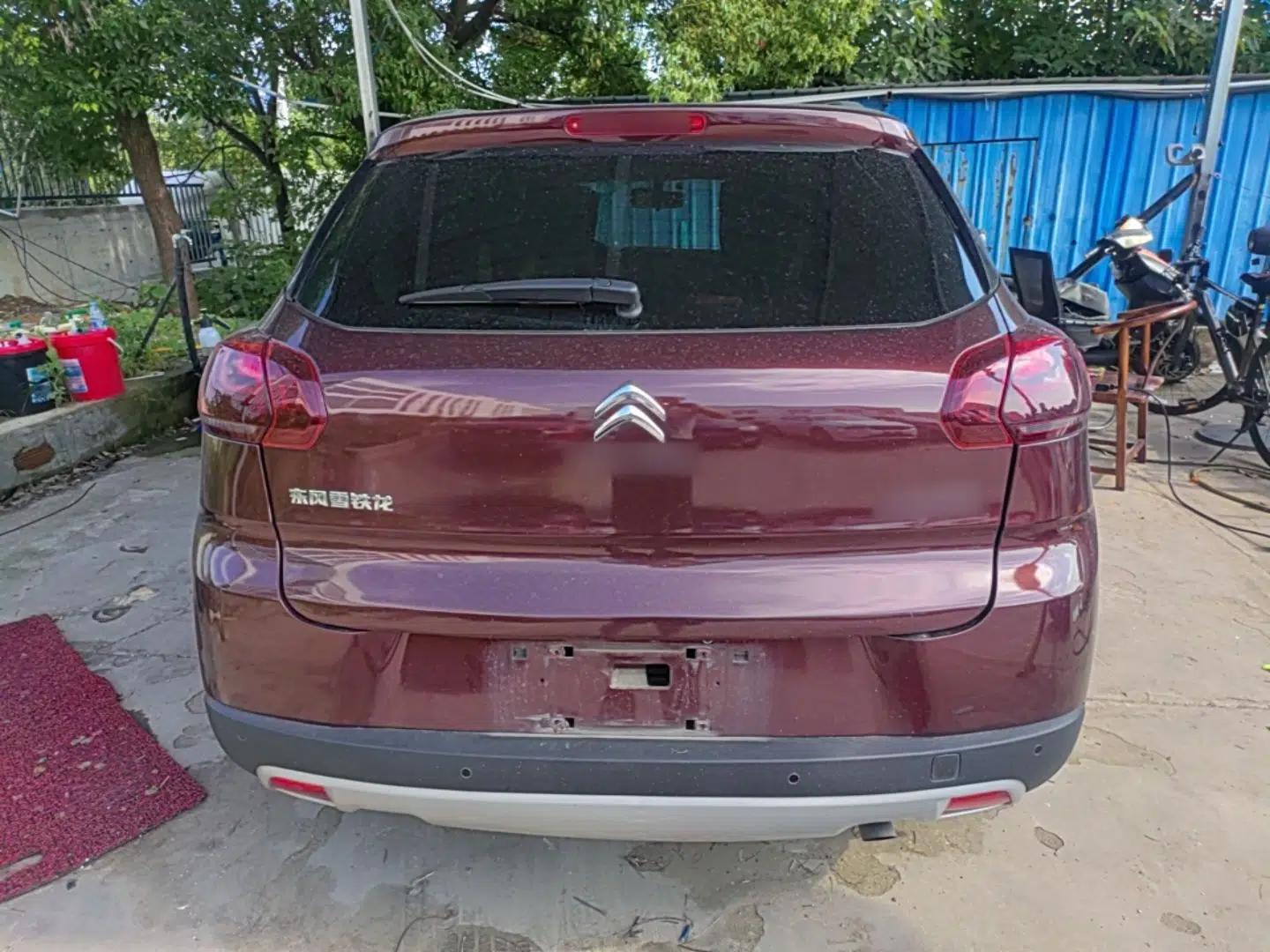 Citroen C3-XR 2015 1.6L Manual Pioneer Model — миниатюра 5