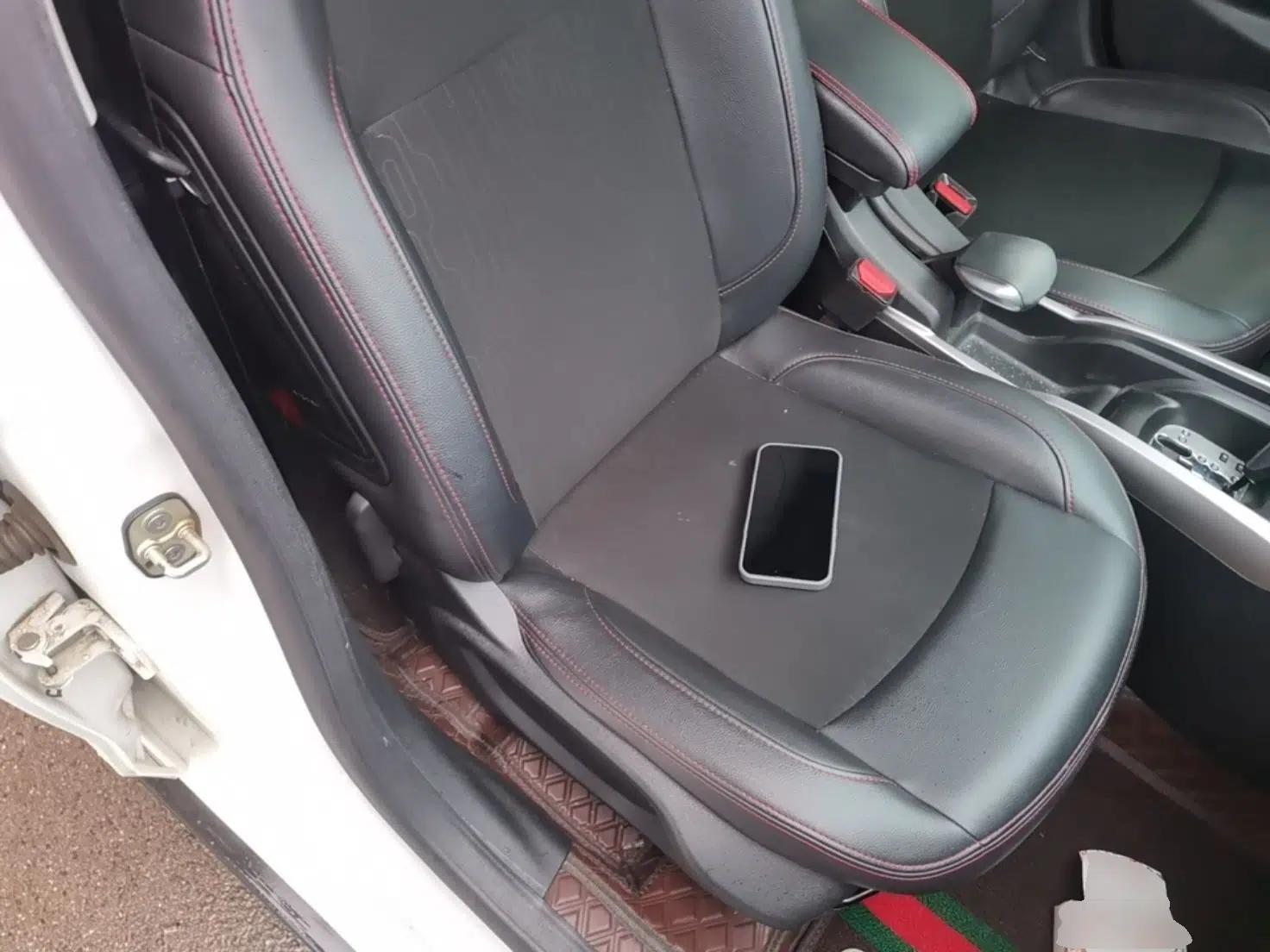 Citroen C3-XR 2015 1.6L Automatic Pioneer Model — миниатюра 19