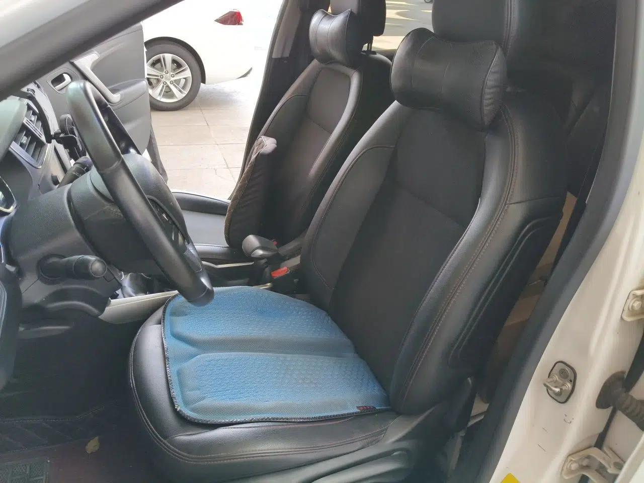 Citroen C3-XR 2015 1.6L Manual Pioneer Model — миниатюра 12