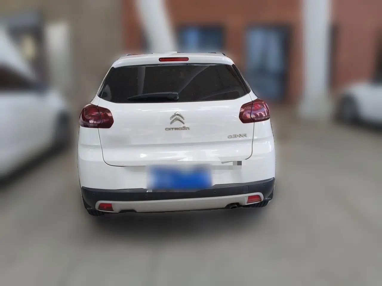 Citroen C3-XR 2015 1.6L Manual Pioneer Model — миниатюра 3