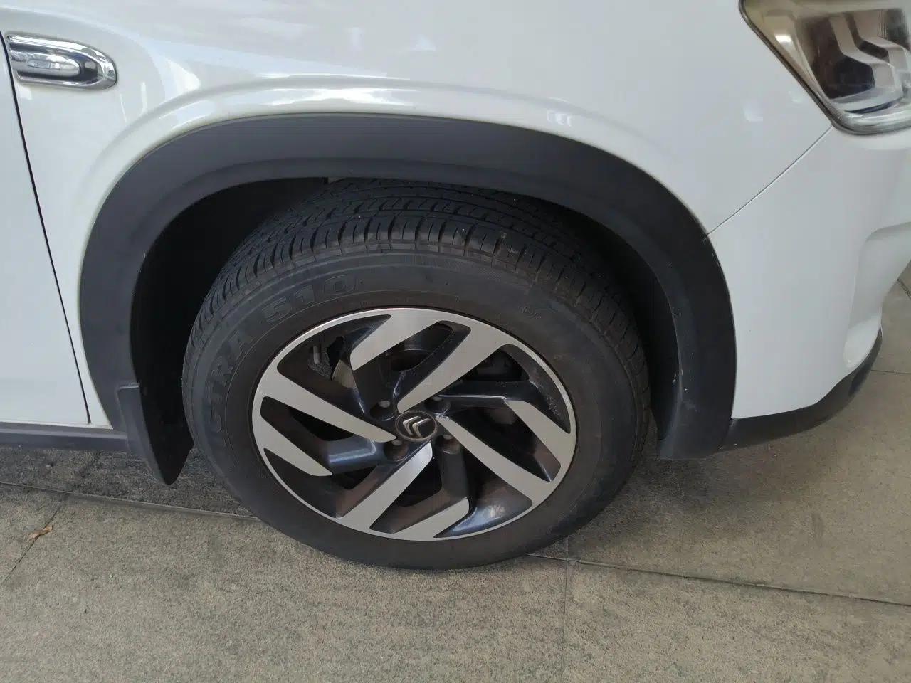 Citroen C3-XR 2015 1.6L Manual Pioneer Model — миниатюра 5