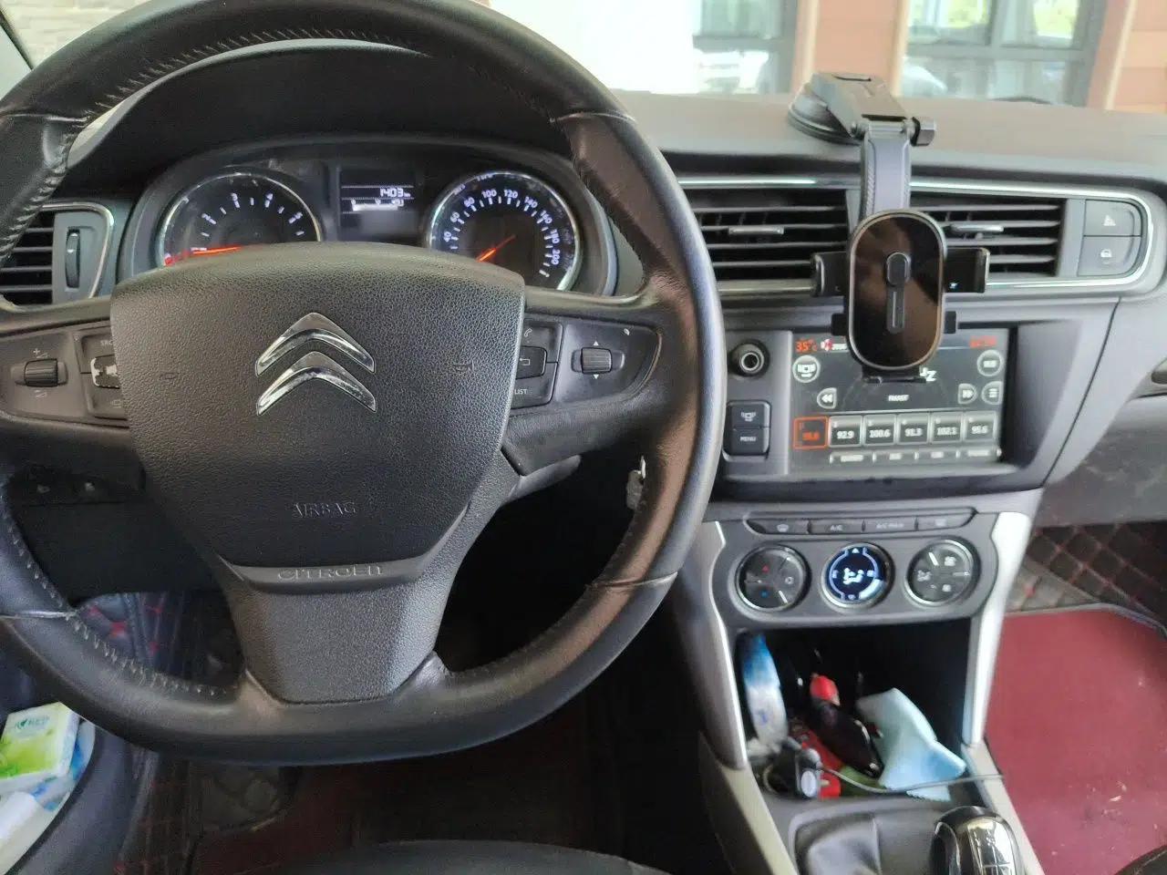 Citroen C3-XR 2015 1.6L Manual Pioneer Model — миниатюра 6