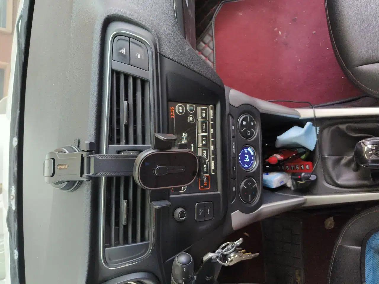 Citroen C3-XR 2015 1.6L Manual Pioneer Model — миниатюра 10