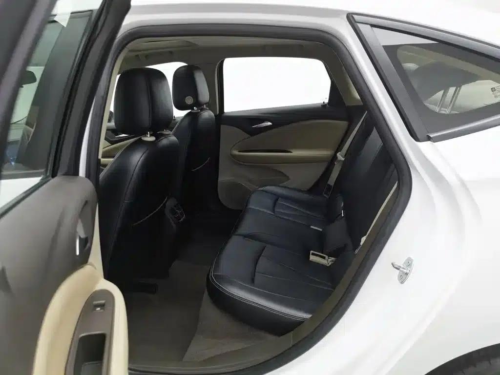 Buick Verano 2017 Sedan 15S Automatic Entry-Level — миниатюра 15