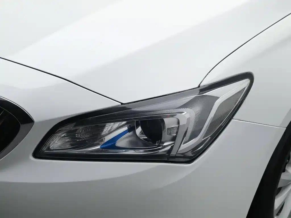 Buick Verano 2017 Sedan 15S Automatic Entry-Level — миниатюра 7