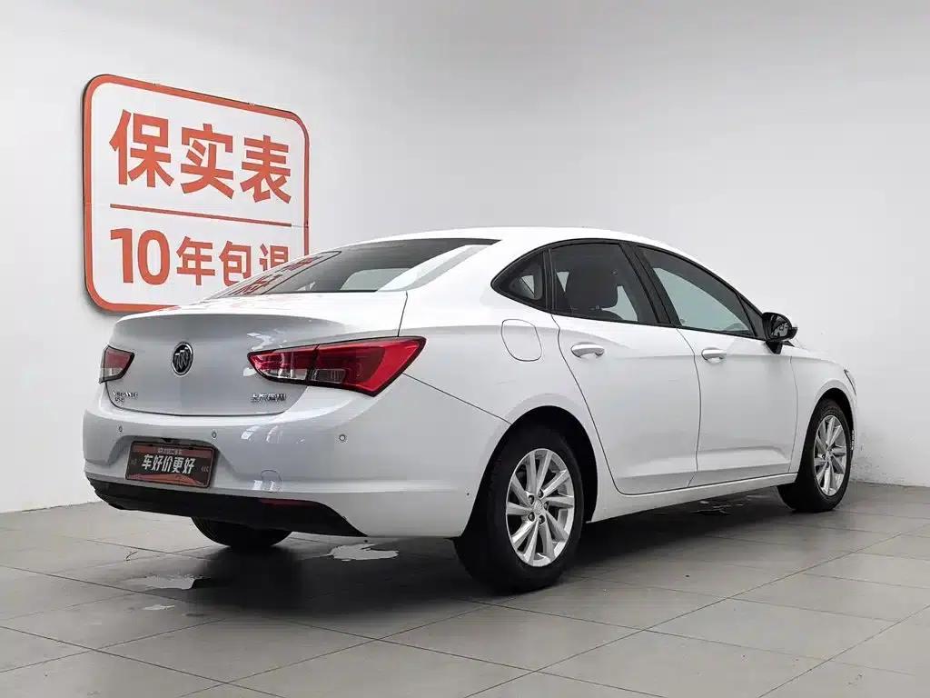 Buick Verano 2019 Sedan 15S Automatic Leading Edition — миниатюра 2