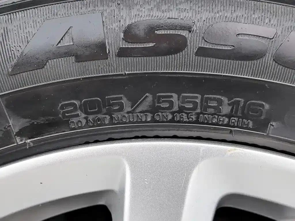 Buick Verano 2019 Sedan 15S Automatic Leading Edition — миниатюра 24