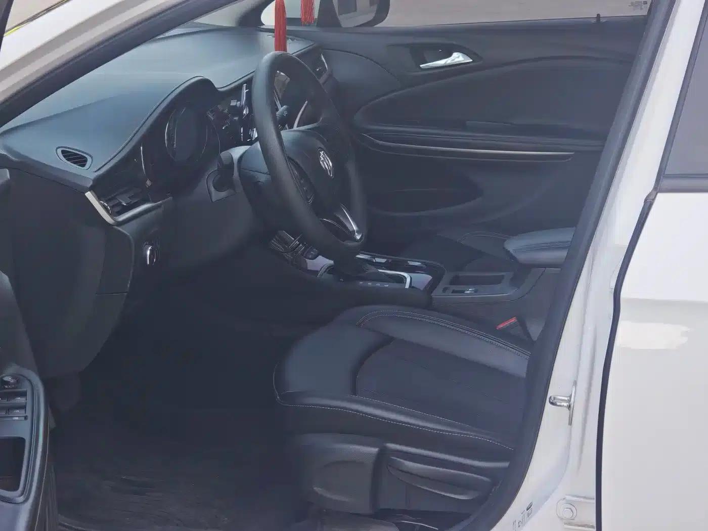 Buick Verano 2020 20T CVT Leading Edition — миниатюра 6