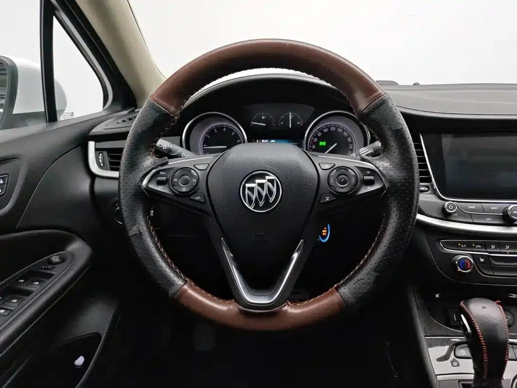 Buick Verano 2015 Sedan 20T Dual-Clutch Elite — миниатюра 11