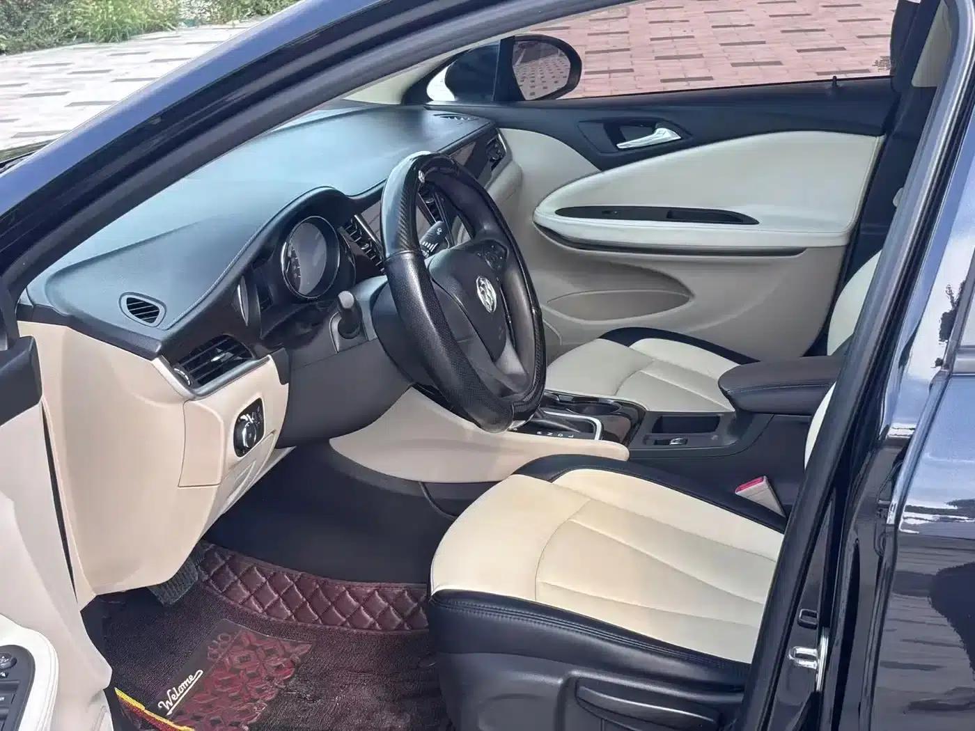 Buick Verano 2018 Sedan 15S Automatic Entry-Level — миниатюра 7