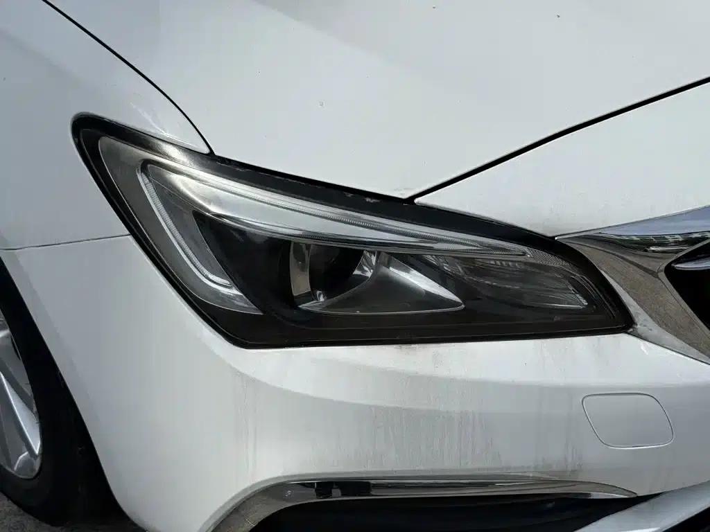Buick Verano 2018 Sedan 15S Automatic Leading Edition — миниатюра 2