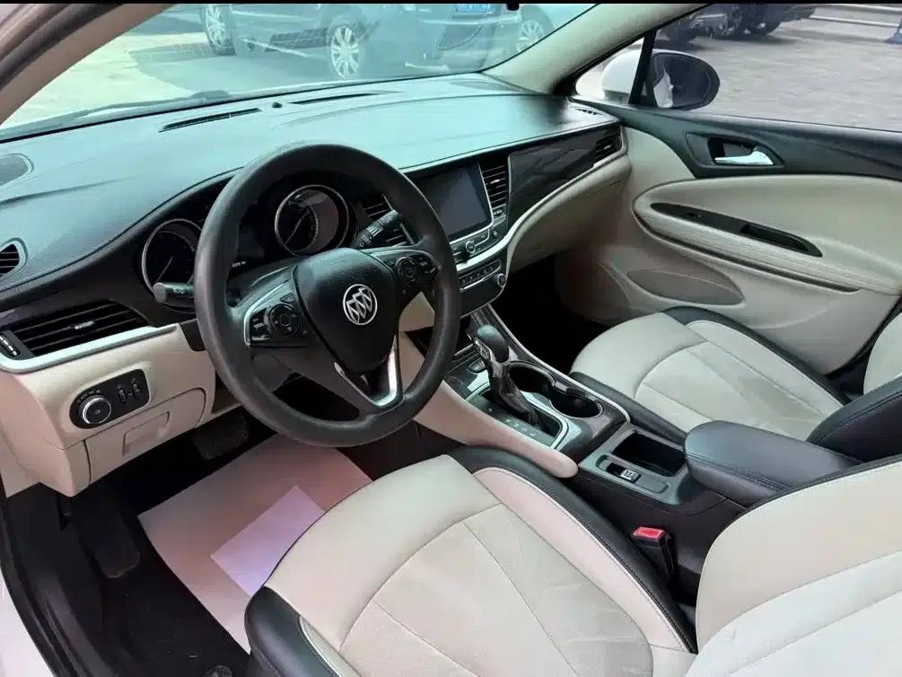 Buick Verano 2018 Sedan 15S Automatic Leading Edition — миниатюра 12