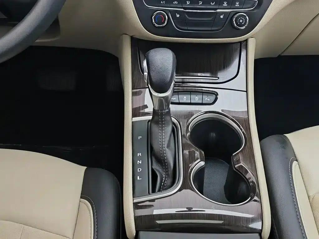 Buick Verano 2019 Sedan 15S Automatic Leading Edition — миниатюра 13
