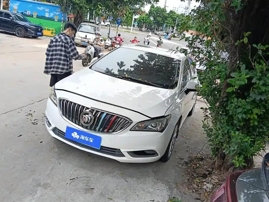 Buick Verano 2015 Sedan 15S Automatic Entry-Level — миниатюра 1