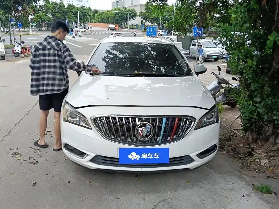 Buick Verano 2015 Sedan 15S Automatic Entry-Level — миниатюра 2