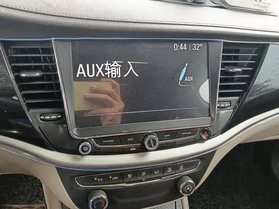 Buick Verano 2015 Sedan 15S Automatic Entry-Level — миниатюра 13