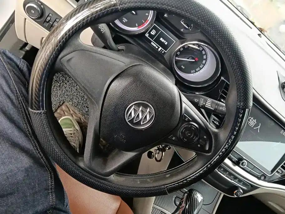 Buick Verano 2015 Sedan 15S Automatic Entry-Level — миниатюра 15