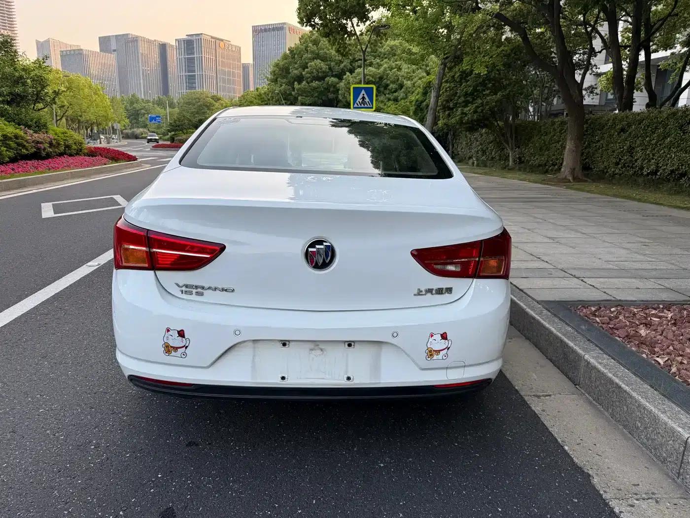 Buick Verano 2015 Sedan 15S Automatic Leading Edition — миниатюра 3
