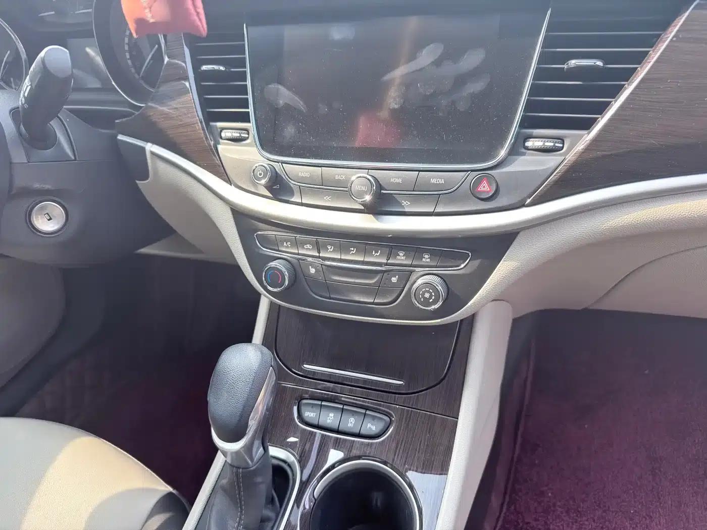 Buick Verano 2019 Sedan 15S Automatic Leading Edition — миниатюра 8