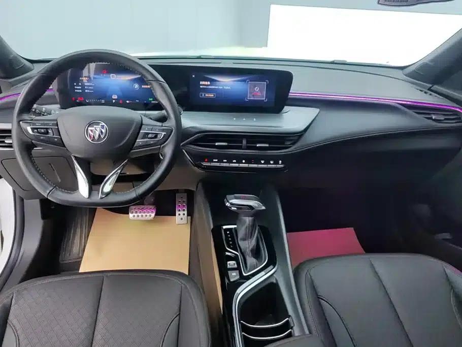 2023 Buick Verano Pro GS Hunter Edition — миниатюра 12
