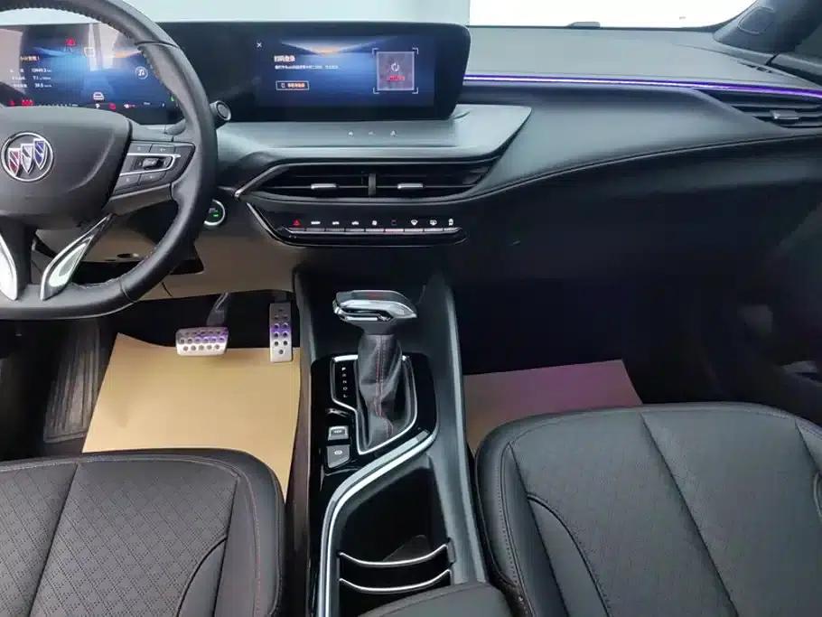 2023 Buick Verano Pro GS Hunter Edition — миниатюра 13