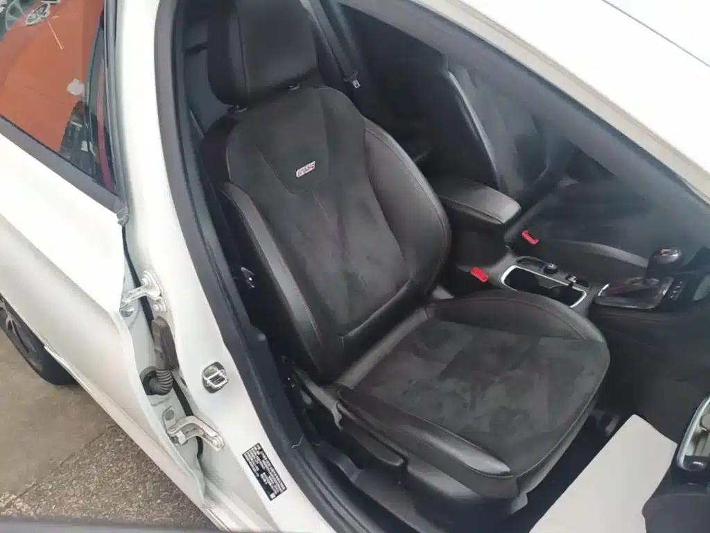 Buick Verano 2019 Hatchback GS 20T Dual-Clutch Leading Edition — миниатюра 25