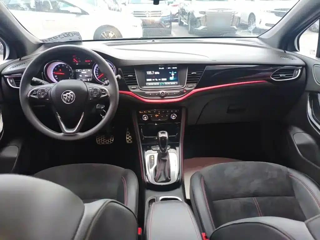 Buick Verano 2019 Hatchback GS 20T Dual-Clutch Leading Edition — миниатюра 10