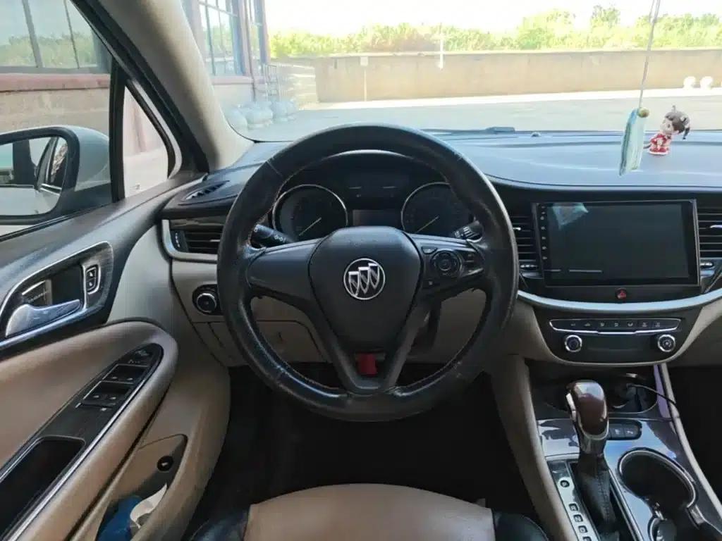Buick Verano 2019 Sedan 15S Automatic Entry-Level — миниатюра 11
