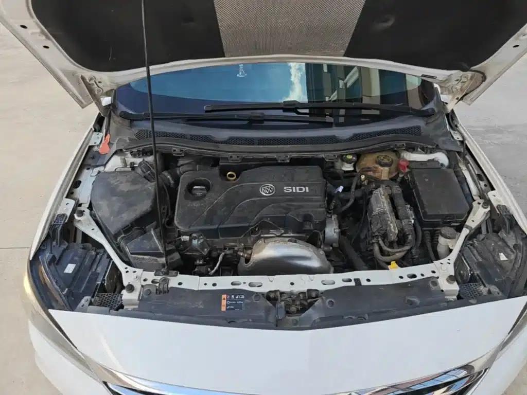 Buick Verano 2019 Sedan 15S Automatic Entry-Level — миниатюра 20