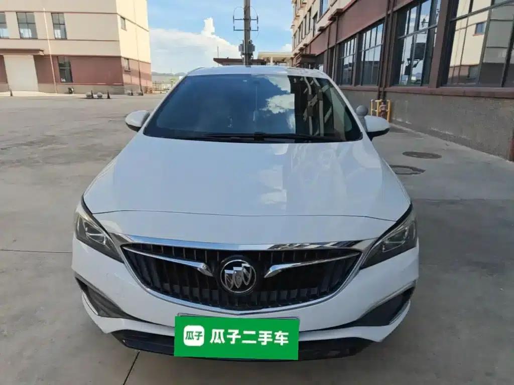 Buick Verano 2019 Sedan 15S Automatic Entry-Level — миниатюра 3