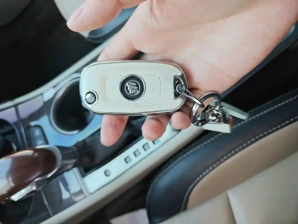 Buick Verano 2019 Sedan 15S Automatic Entry-Level — миниатюра 9