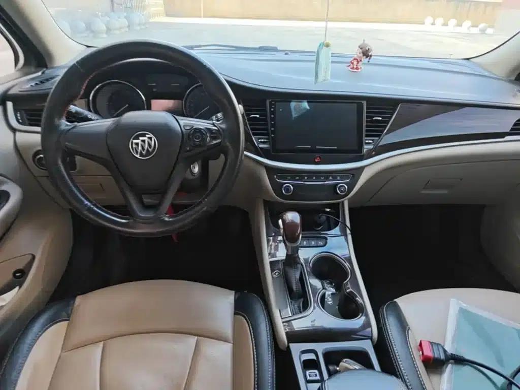 Buick Verano 2019 Sedan 15S Automatic Entry-Level — миниатюра 10