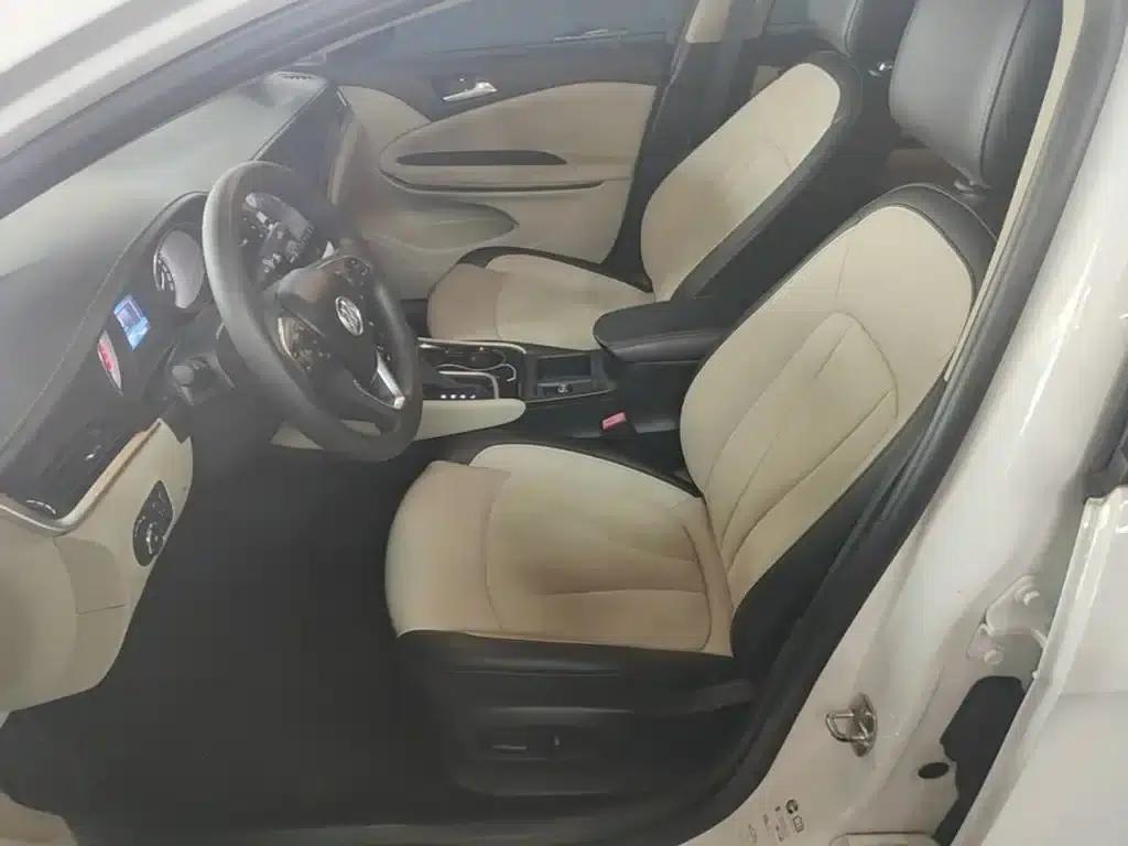 Buick Verano 2018 Sedan 15S Automatic Leading Edition — миниатюра 15