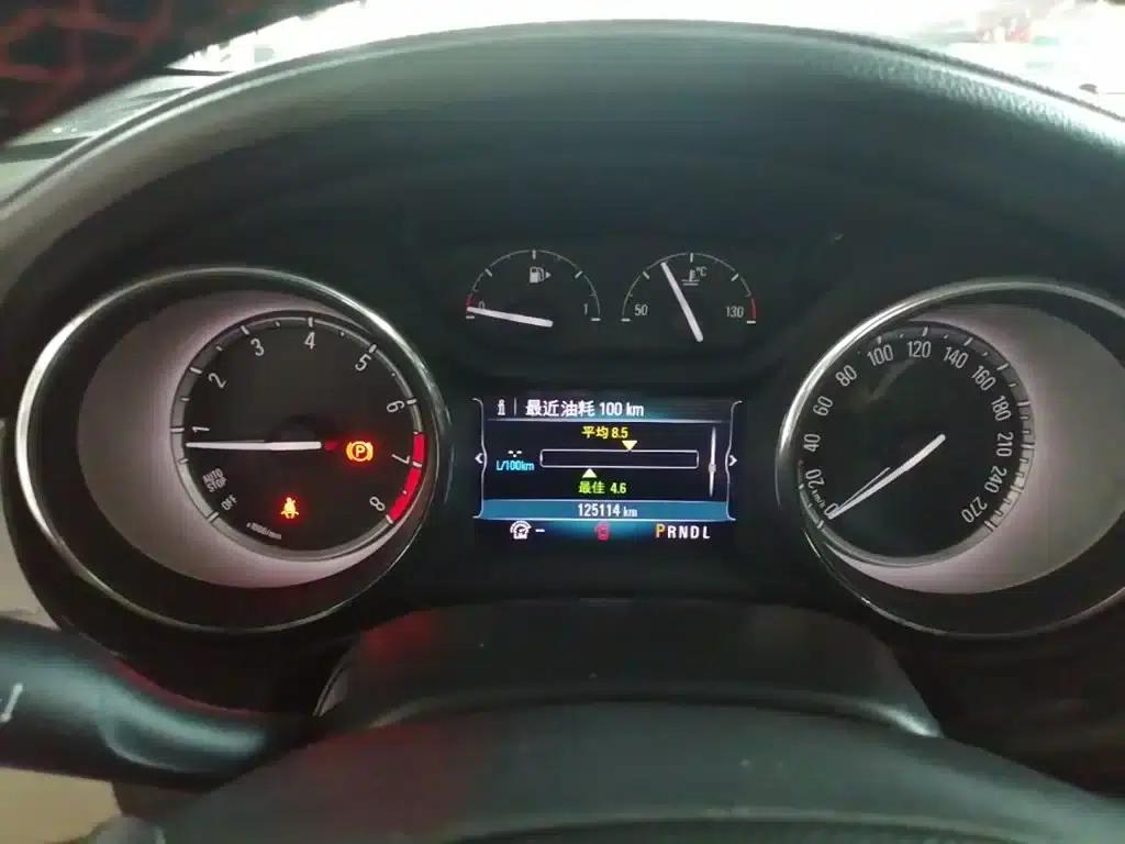 Buick Verano 2018 Sedan 15S Automatic Leading Edition — миниатюра 12