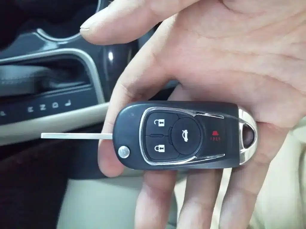 Buick Verano 2018 Sedan 15S Automatic Leading Edition — миниатюра 9